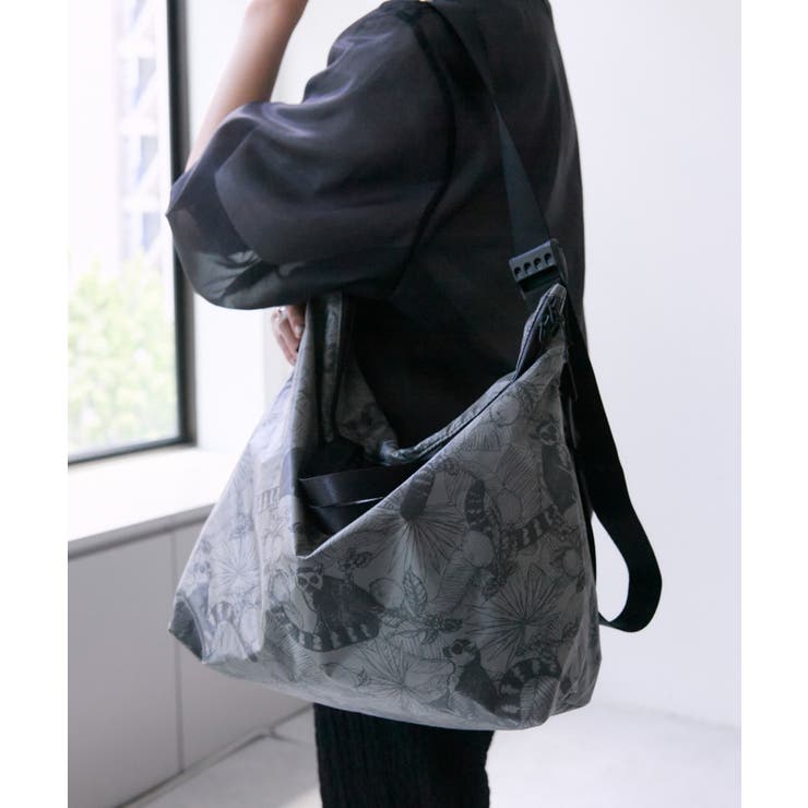 【ear PAPILLONNER】ワオキツネザル柄トート＆ショルダー | PAL GROUP OUTLET | 詳細画像27 