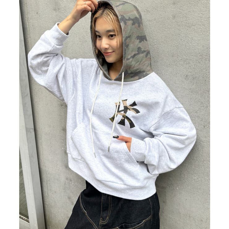 【WHO'S WHO gallery】KOOKYN KYカモ柄切り替えフーディ | PAL GROUP OUTLET | 詳細画像1 