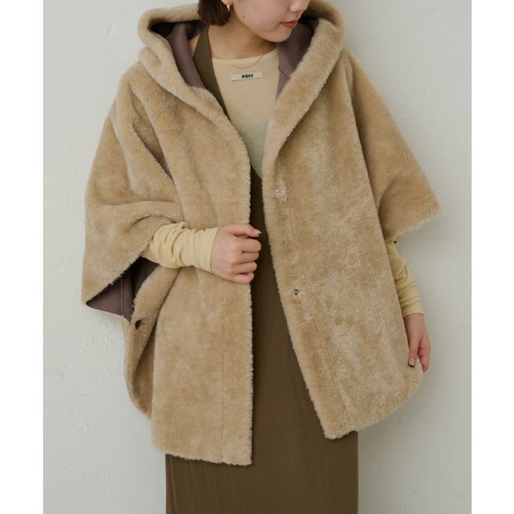 BEI | 【Omekashi】ショートファーボンディングポンチョ | PAL GROUP OUTLET