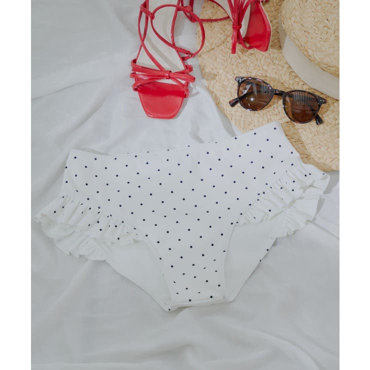 D/WHT | 【Chico】ハイウエスト裾フリルショーツ | PAL GROUP OUTLET