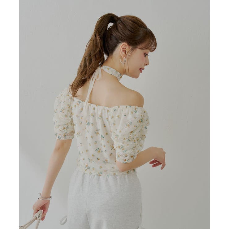 【Chico】チョーカー付きフラワープリントギャザートップス | PAL GROUP OUTLET | 詳細画像17 