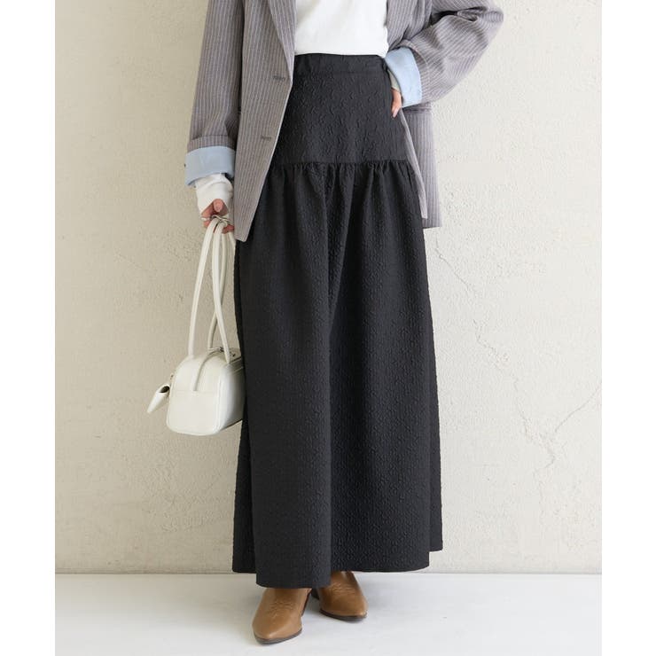BLK | 【mystic】エンボスギャザースカート | PAL GROUP OUTLET