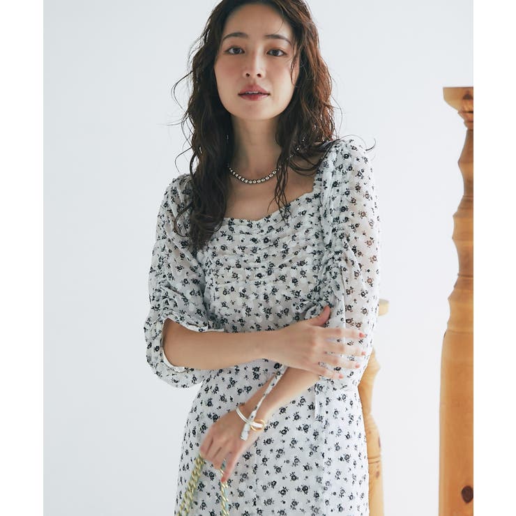 【La boutique BonBon】単色小花ptドロストスリーブBL | PAL GROUP OUTLET | 詳細画像1 