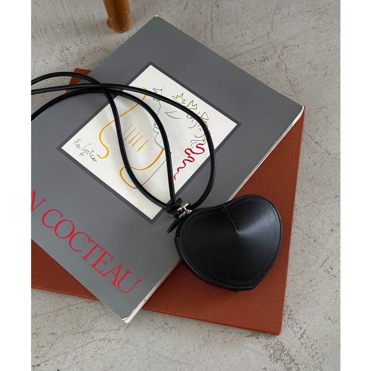 BLACK | 【CAPRICIEUX LE'MAGE】ハートショルダーポーチ | PAL GROUP OUTLET