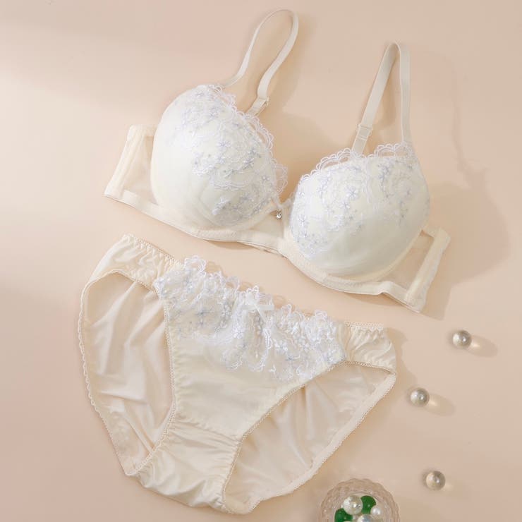 アイボリー | フラワーチュール３/４モールドカップブラ＆ショーツ | palissee