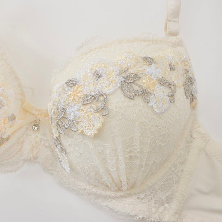 アイボリー | カームフラワー３/４モールドカップブラ＆ショーツ | palissee