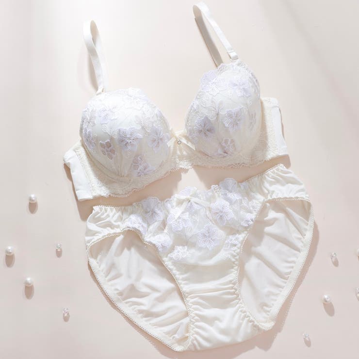 アイボリー | ラメフラワー刺繍３/４モールドカップブラ＆ショーツ | palissee