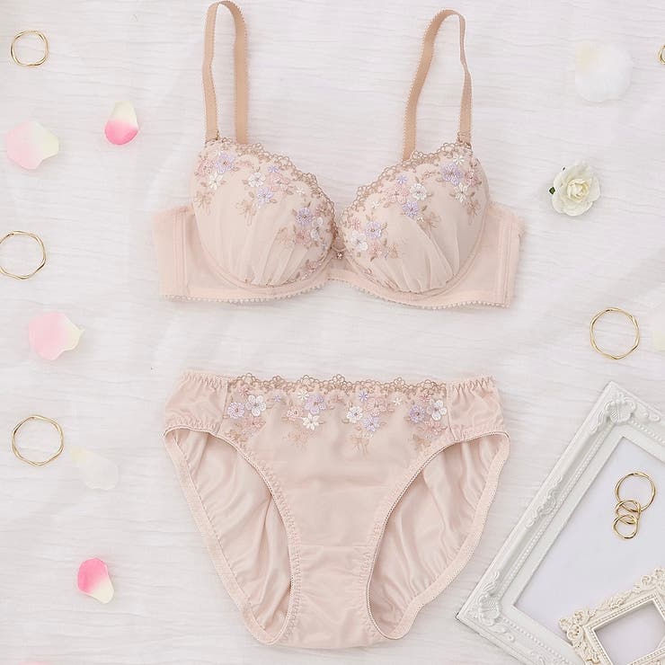ピンク | 【EFカップ】プチフラワーブーケ ３/４カップブラ＆ショーツ  | palissee