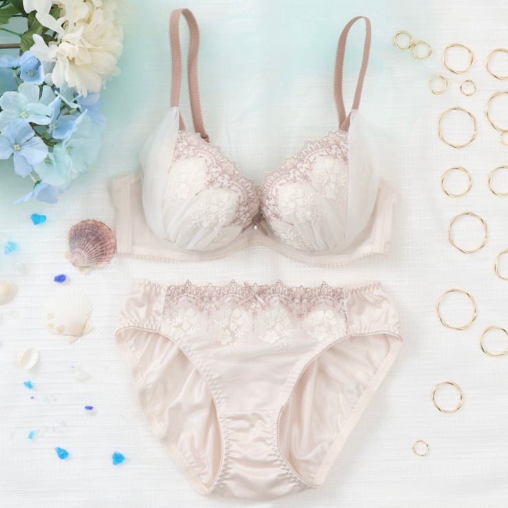 ベージュ | フラワーブーケチュールレース ３/４カップブラ＆ショーツ  | palissee