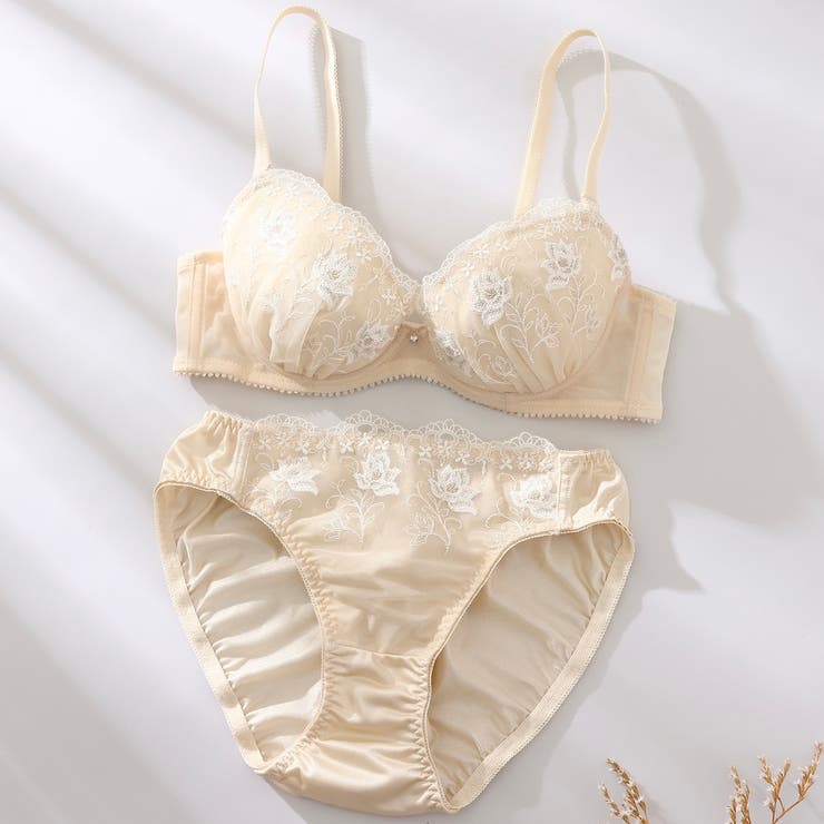 ベージュ | 【EFカップ】ペタルラフィネ３/４カップブラ＆ショーツ  | palissee
