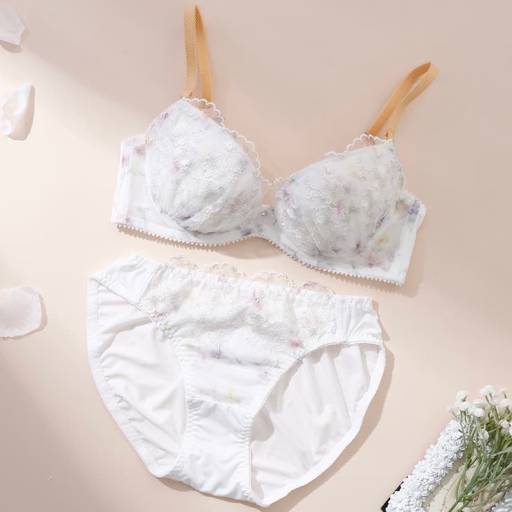 アイボリー | フェデフルール３/４カップブラ＆ショーツ  | palissee