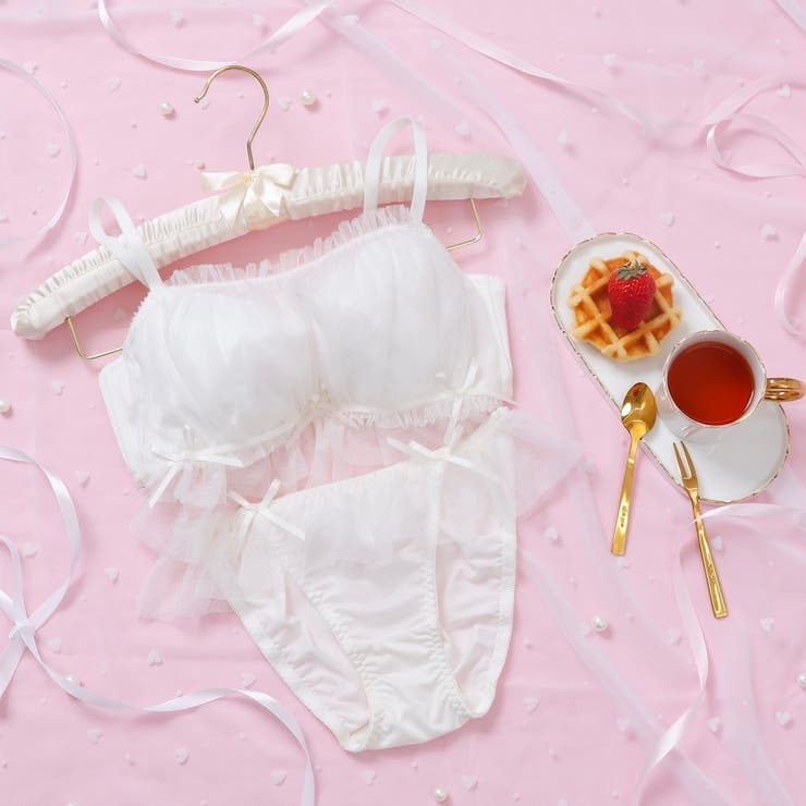 アイボリー | girly frill tulle３/４カップブラ＆ショーツ  | palissee