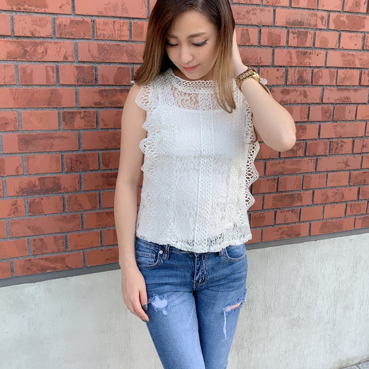ヴァレンティノトップス★レーストップス★美品 VALENTINO(ヴァレンティノ) ロゴ レース Tシャツ トップス