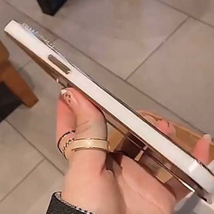 iPhone1313pro13ProMaxケースシンプル派手カバーあいふぉん13ケースアイホン13ケースiphone13人気iphone13caseiphone13proカバーケーススマホケースiphoneproiphone13pro韓国かわいいけいたいけーすスマホカバー携帯ケースソフトクリア