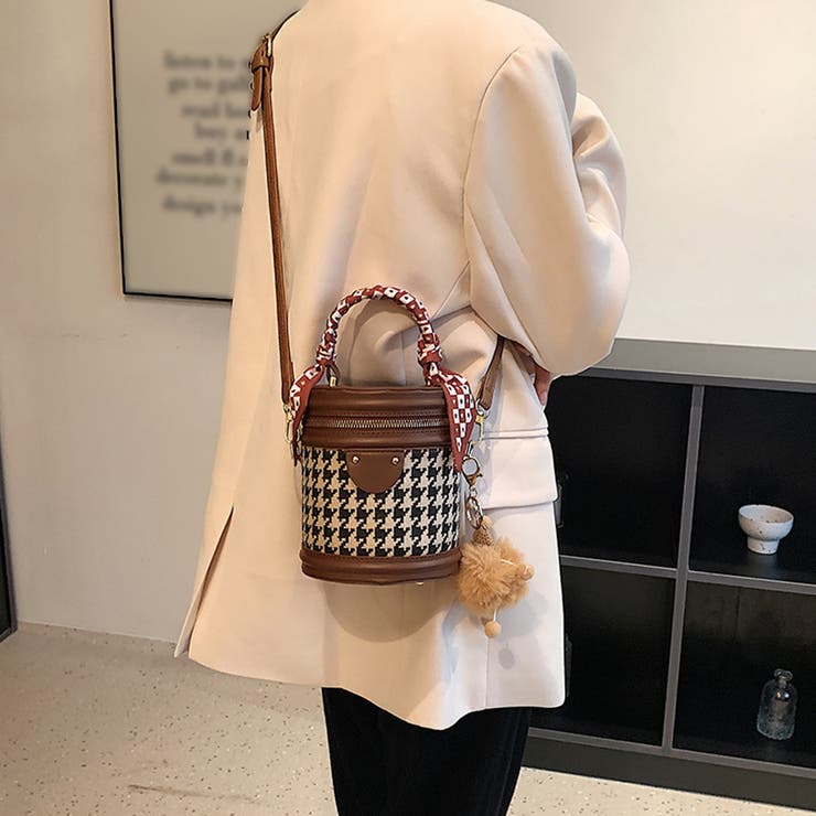 【ほぼ新品】TOSCANELLA 　ショルダーバッグ ショルダーバッグ レディース 春夏秋冬[品番：PENA0034311