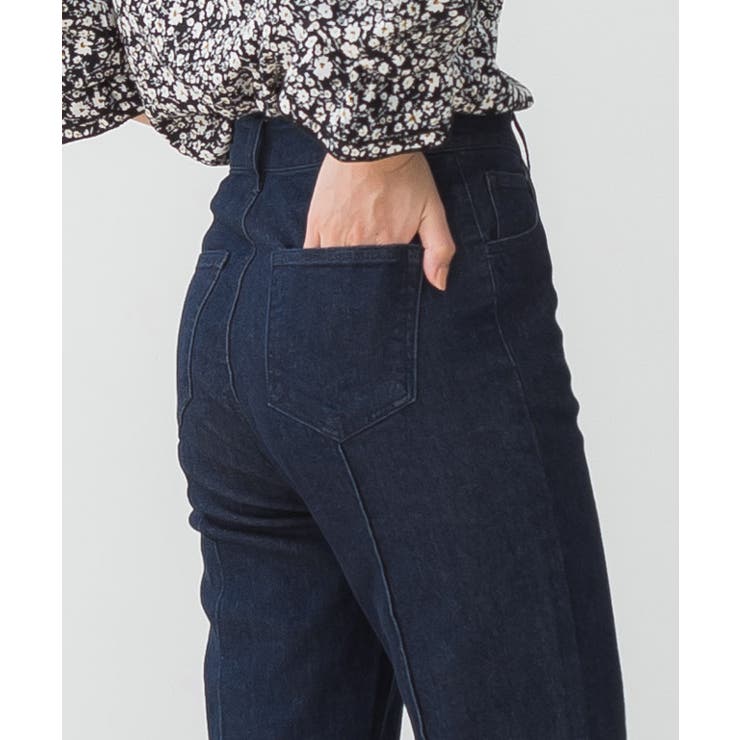 ピンタックストレートデニム デニムパンツ ジーンズ[品番