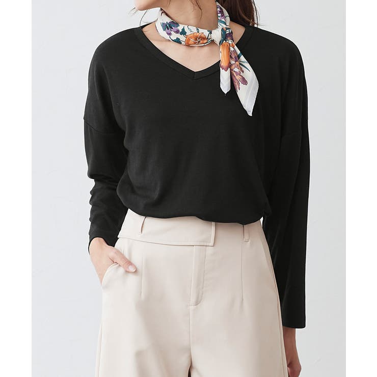 ブラック | サイドスリットVネックロンT ロンT ロングTシャツ カットソー Tシャツ | Pierrot