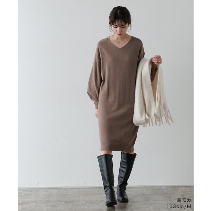 VERSACE カシミヤ ニットワンピース カシミヤ混紡 シフト ニット ミニ ドレス ブラック | VERSACE JP