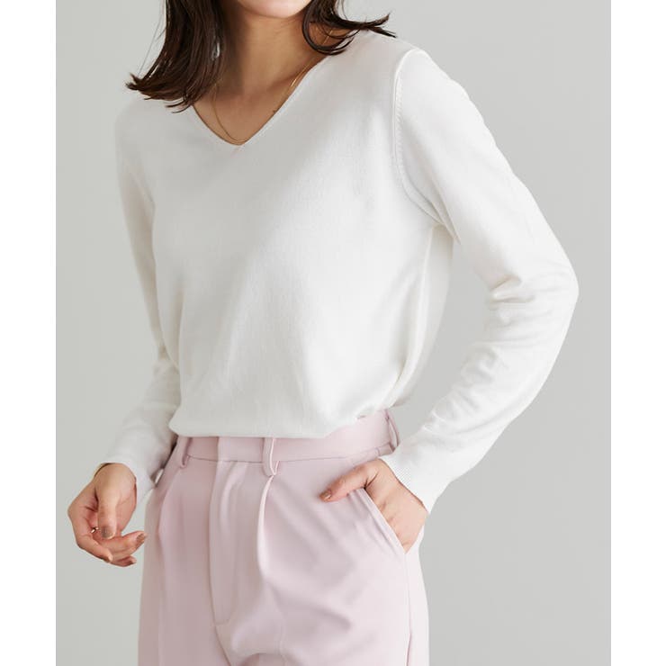オフホワイト | Vネックシルクタッチウォッシャブルニット ニット 選べるネック | Pierrot