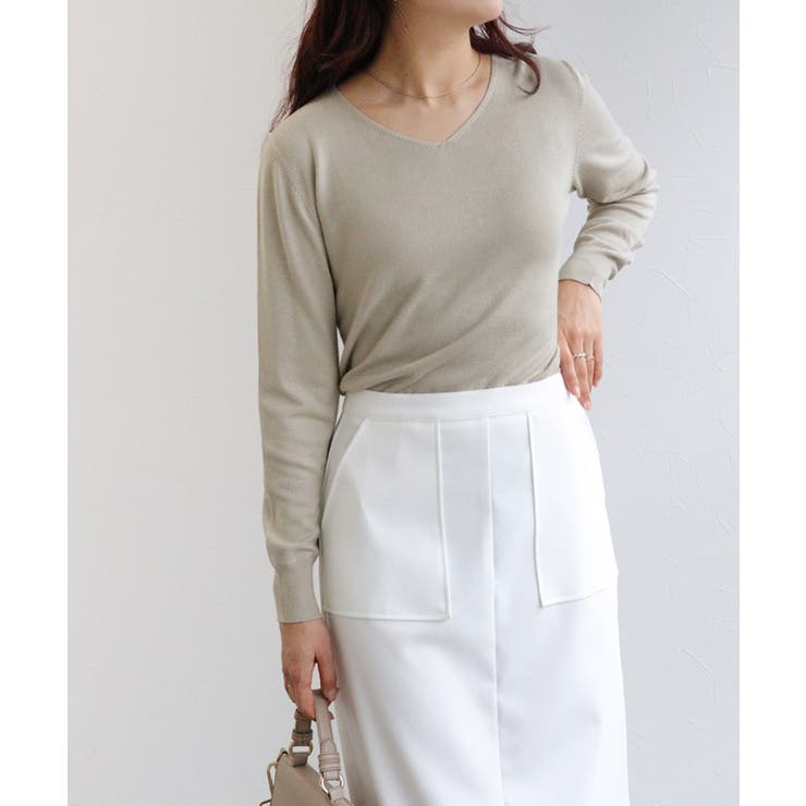 グレージュ | Vネックシルクタッチウォッシャブルニット ニット 選べるネック | Pierrot