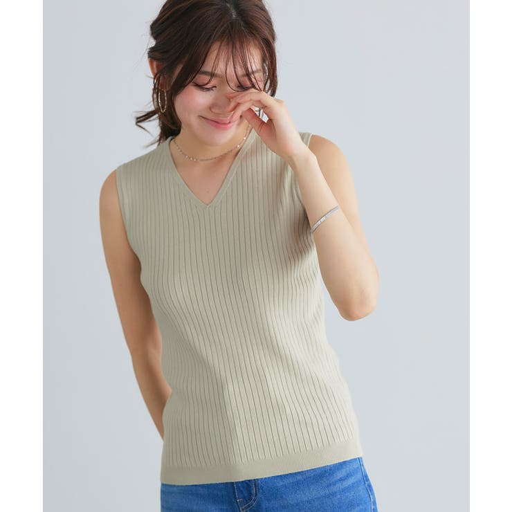 グレージュ | シルクタッチウォッシャブルノースリーブリブニット ニット ノースリーブ | Pierrot