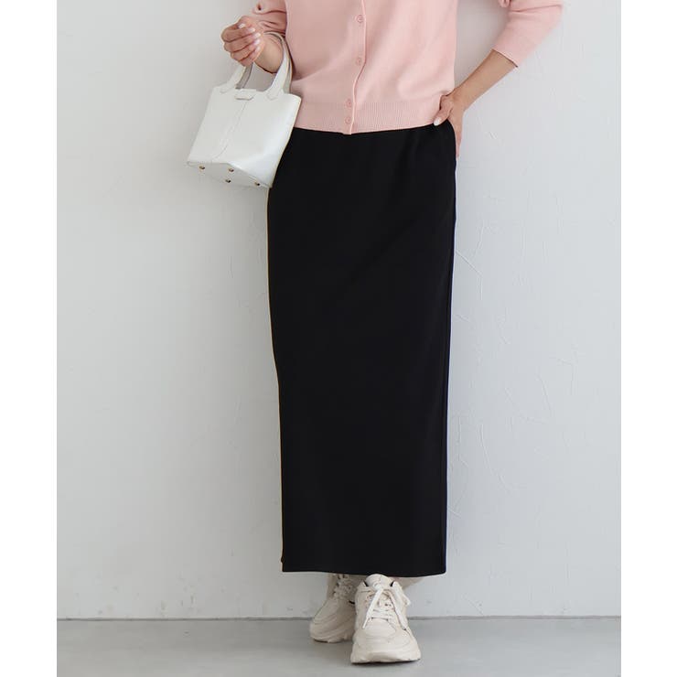 ブラック | ストレスフリーな着心地ストレッチIラインスカート ストレッチ 光沢感 | Pierrot