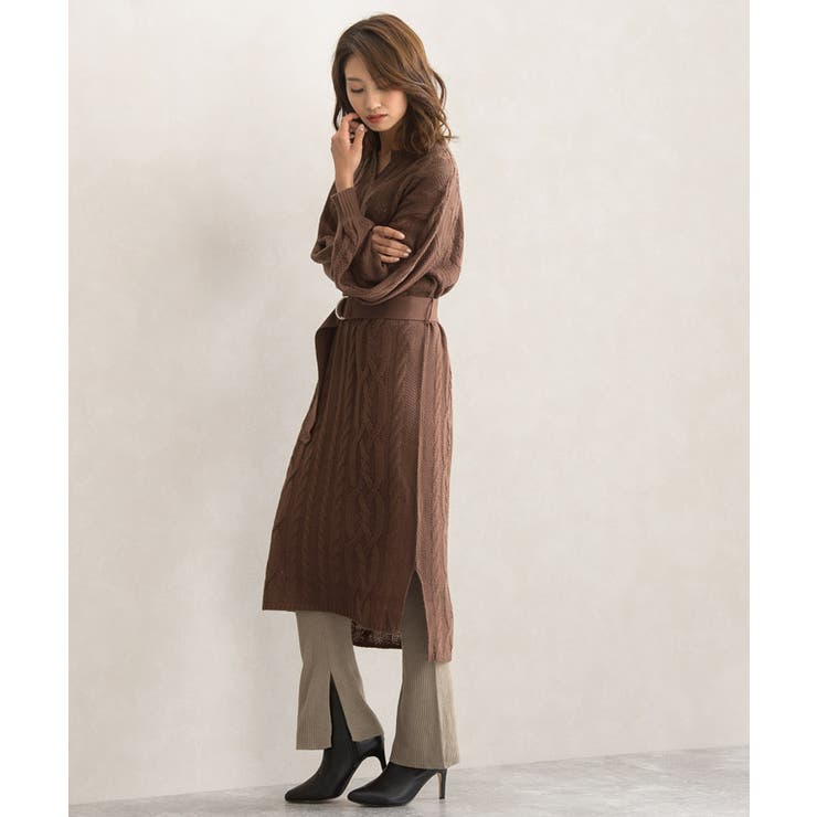 ケーブル編みキーネックニットワンピース ワンピース ケーブルニット