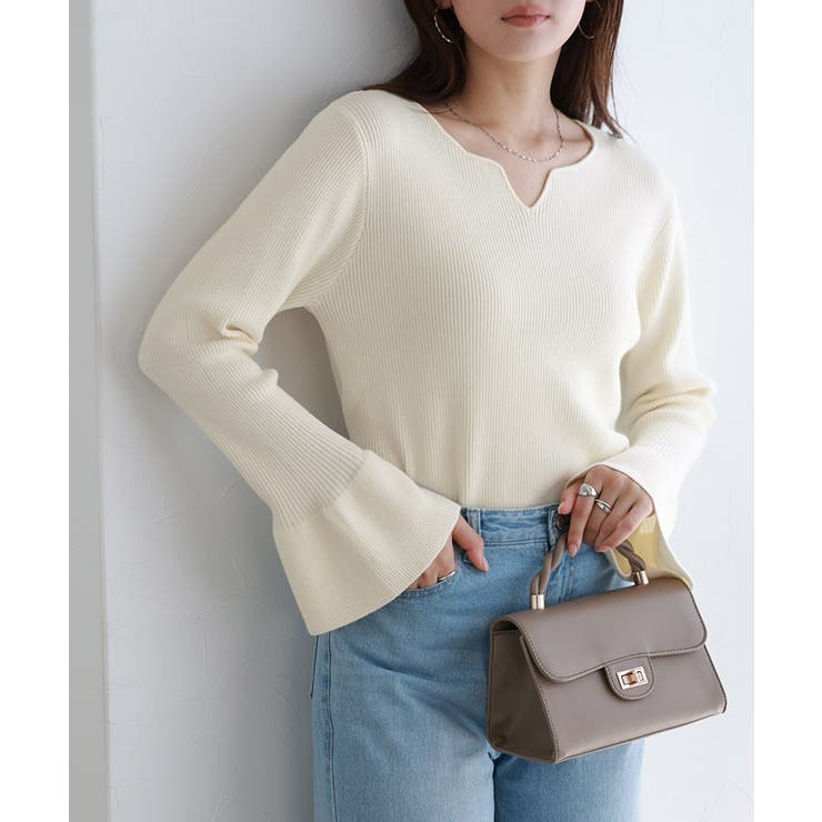 アイボリー | キーネックフレアスリーブニット ニット キーネック | Pierrot