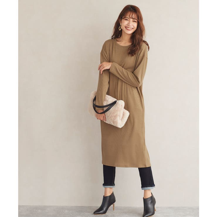 ベージュ | バックスリットロングトップス ワンピース ニットワンピース ロングトップス T | Pierrot