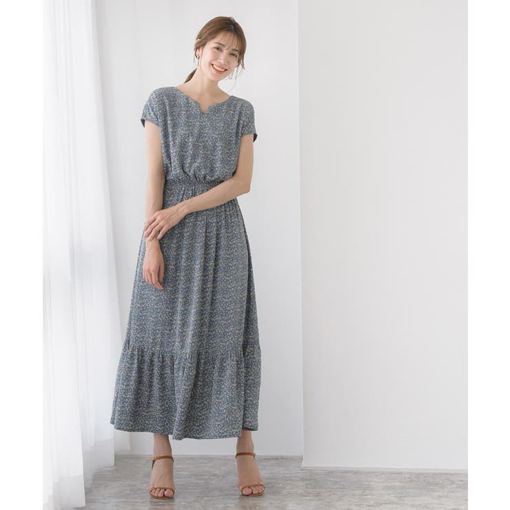 花柄/ブルー | ギャザー切替キーネックワンピース ワンピース ワンピ 花柄 ドット 総柄 半袖 | Pierrot