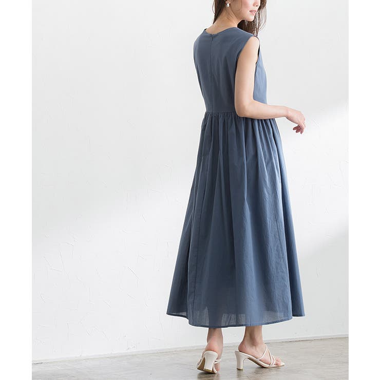 新品❤️archivoネイビーノースリーブワンピース ギャザーフレアノースリーブワンピース ワンピース ギャザー