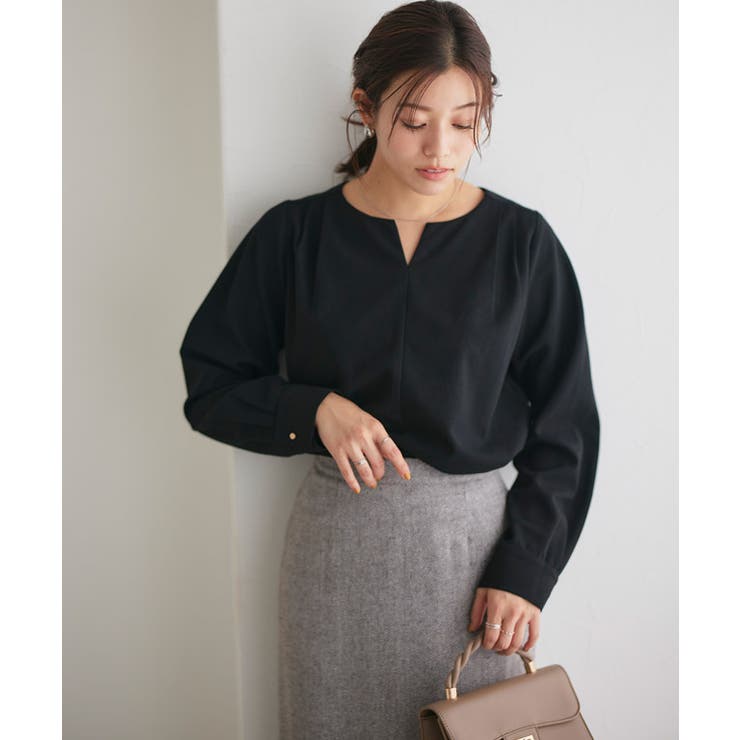 ブラック | 裏微起毛キーネックボリュームスリーブブラウス ブラウス 裏起毛 | Pierrot