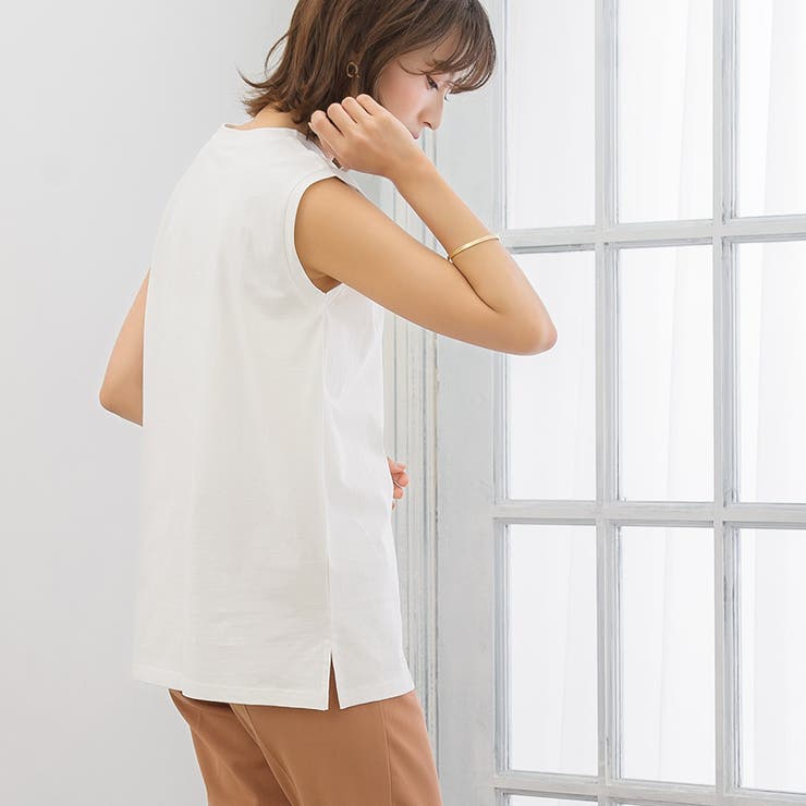 オフホワイト | ノースリーブトップスノースリーブ トップス クルーネック タンクトップ | Pierrot