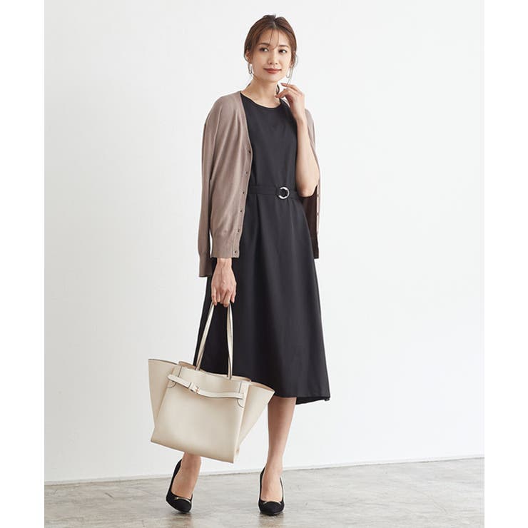 新品✨ベルト付きノースリーブワンピース URBAN RESEARCH（アーバンリサーチ）の「ベルト付きタック