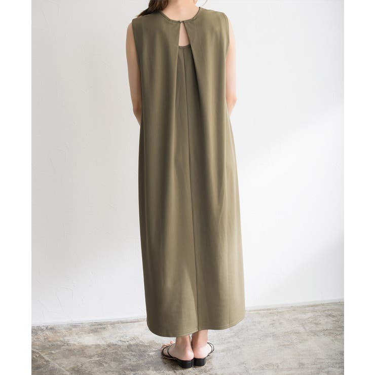 新品未使用　studios フレンチスリーブバックタックワンピース 新品未使用 studios フレンチスリーブバックタックワンピース