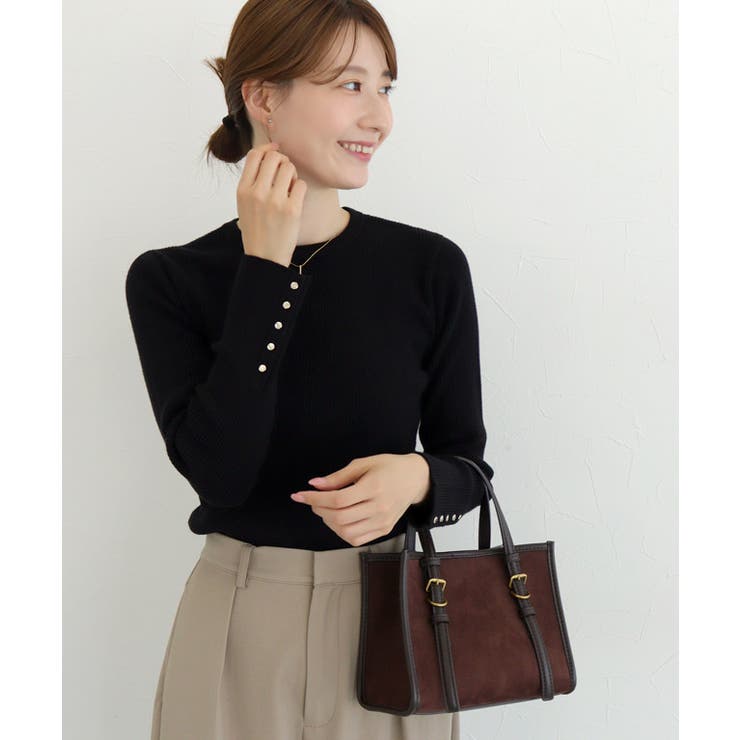 B/ブラック | 選べるデザイン袖ボタンリブニット ニット パール | Pierrot