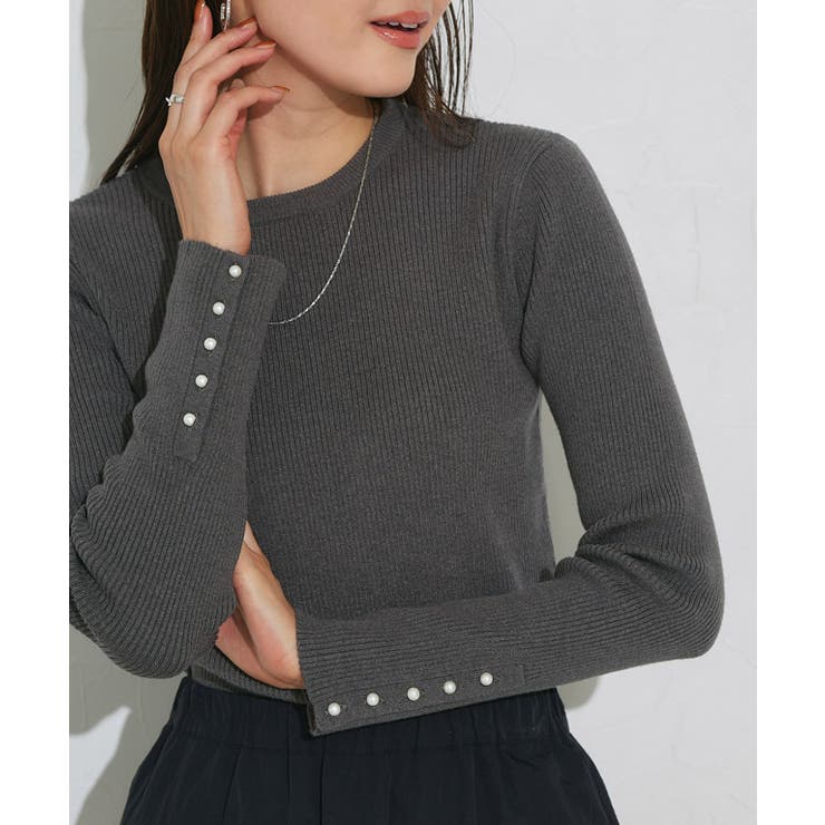 A/チャコール | 選べるデザイン袖ボタンリブニット ニット パール | Pierrot