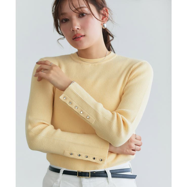 B/バター | 選べるデザイン袖ボタンリブニット ニット パール | Pierrot