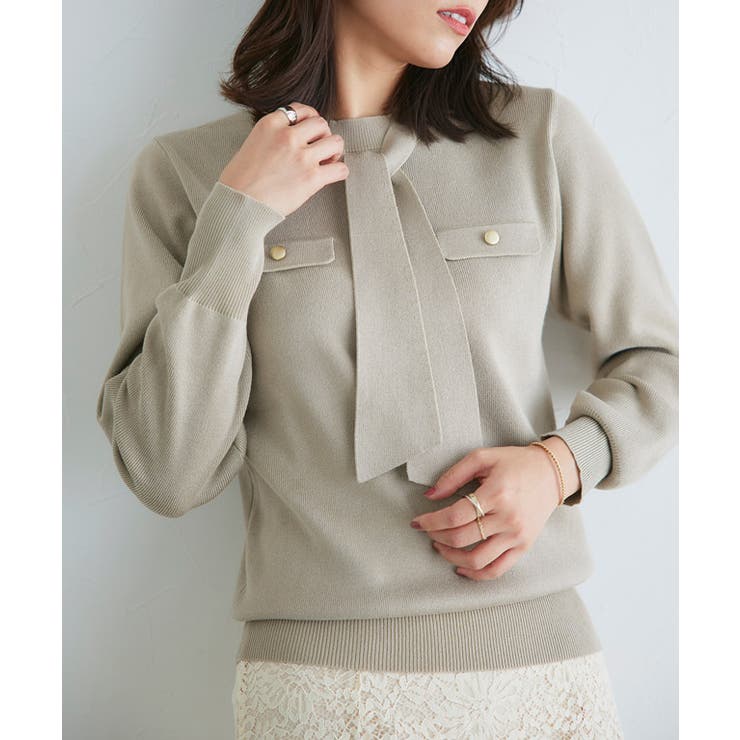 572t*美品 エスカーダ ウール ビックカラー ボウタイニット ポンチョ. ESCADA - 572t*美品 エスカーダ ウール ビックカラー ボウタイ