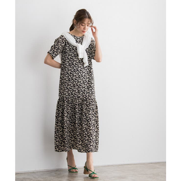 【極美品】Rene ルネ 花柄 パフスリーブ プリーツワンピース サイズ36 Rene ルネ 24年 ニットキャミワンピース 花柄 36 黒 グレー 白