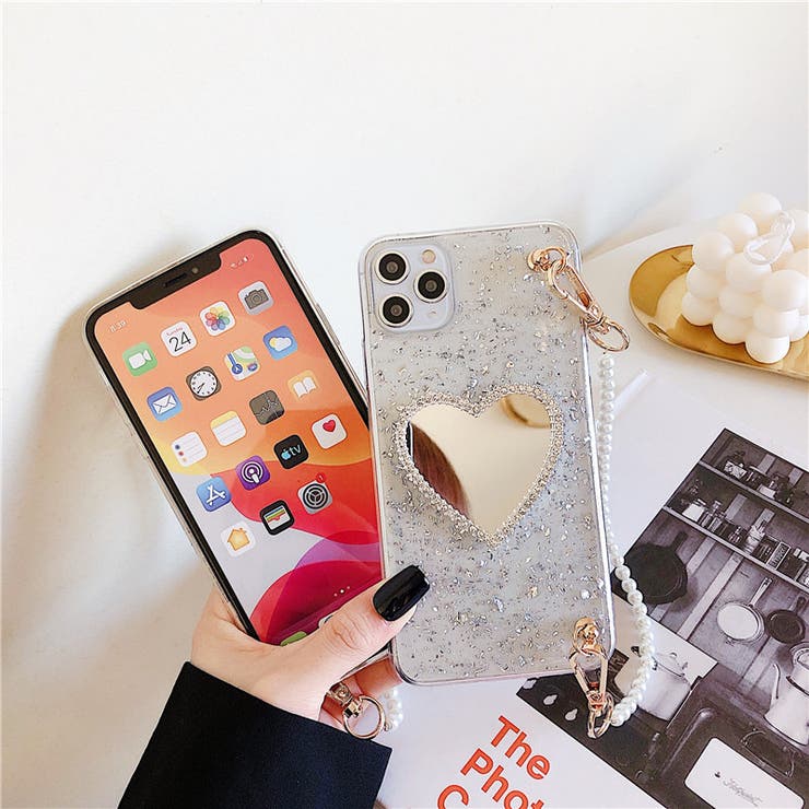 iPhoneケース チェーンベルト付き スマートフォンケース[品番