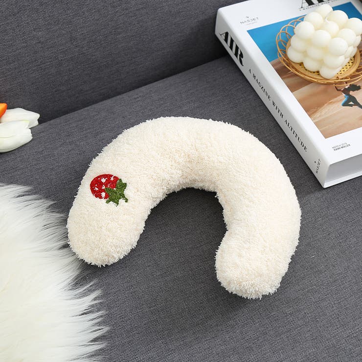 美品　ogibo U字型クッション クリーム色 Yogibo U字型クッション 90cm クリーム色 - クッション・座布団