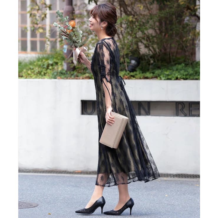 ブラック | 花柄パンチングカットパンプス | PREFERIR