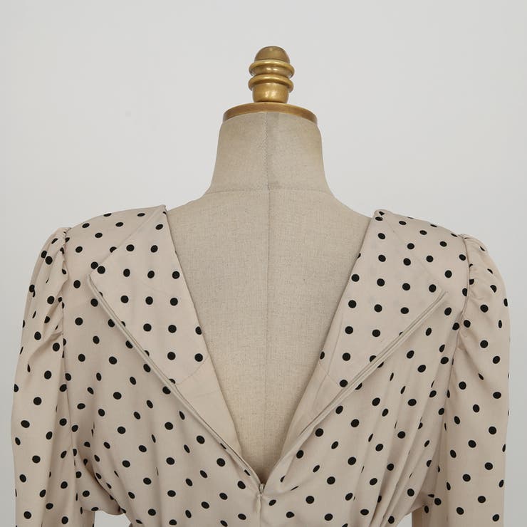 新品 DOUBLE STANDARD CLOTHING パフスリーブワンピース DOUBLE STANDARD CLOTHING（ダブルスタンダードクロージング）の