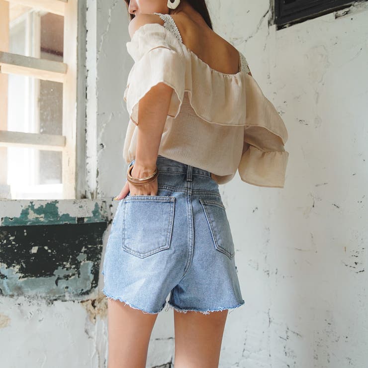 TOTEME オフショルダー ストラップレス トップ　新品未使用 半袖クロスストラップリボンカットアウトオフショルトップス