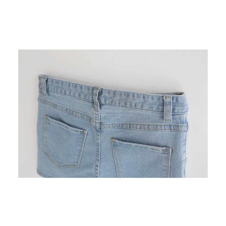 d.i.a. デニムショートパンツ ジッパーポケット付き d.i.a. デニムショートパンツ ジッパーポケット付き