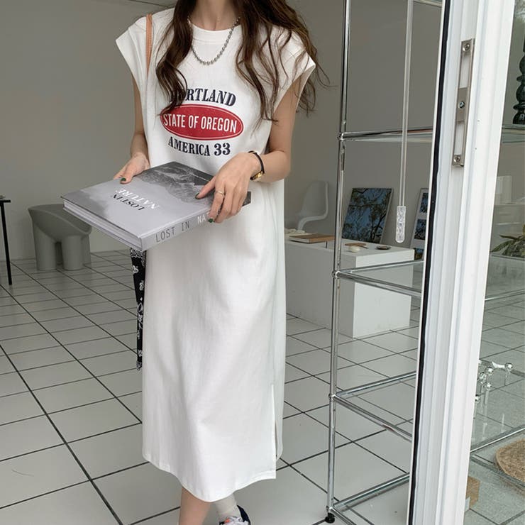 ホワイト | ロゴプリントフレンチスリーブTシャツワンピース | privatebeach