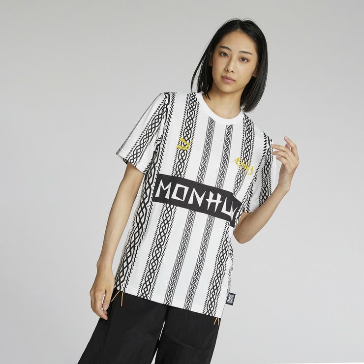 ユニセックス PUMA x モンスターハンター フットボール 半袖 T