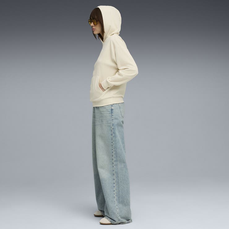 ウィメンズ ESS ELEVATED コンフォート ベロア リブ フーディ | PUMA | 詳細画像3 