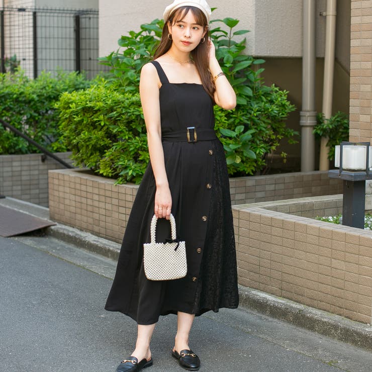 ブラック